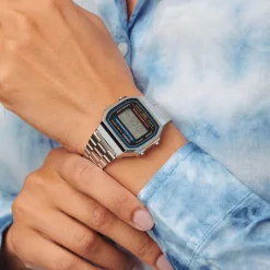 Casio Collection Retro A168WA-1YES