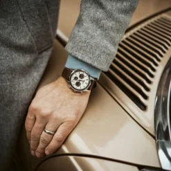 Casio Edifice EFR-575L-7AEF rannekello