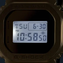 Casio Fine Metallic GM-5600YMG-9ER rannekello