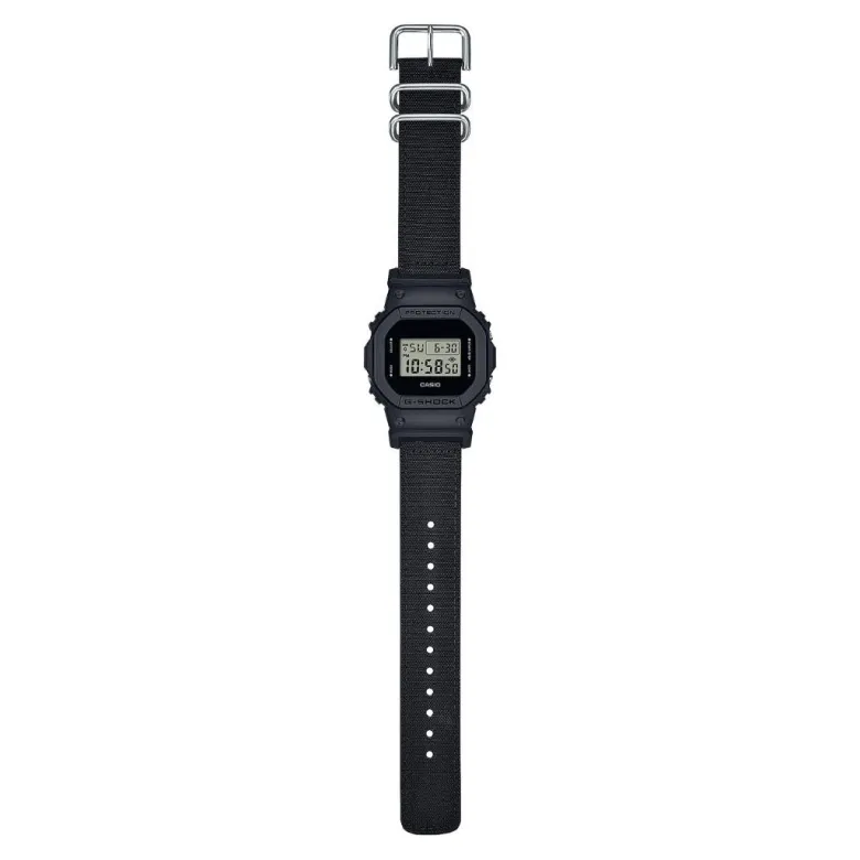 Casio G-Shock DW-5600BCE-1ER rannekello
