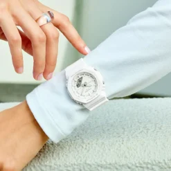 Casio G-Shock GMA-P2100-7AER rannekello