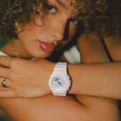 Casio G-Shock GMA-P2100PC-4AER rannekello