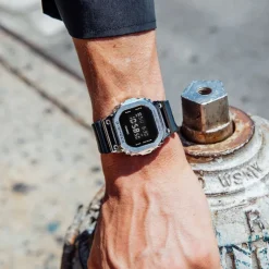 Casio G-Shock GM-5600U-1ER rannekello
