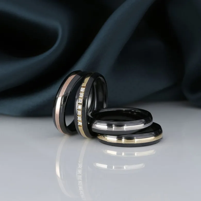 Kohinoor Duetto Black Edition kihlasormus, 4,5 mm, zirkonium punakultaraidalla 006-093P