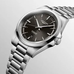 Longines Conquest rannekello L38304526