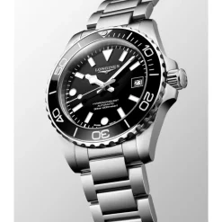 Longines HydroConquest, 39mm, rannekello, L37794566