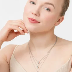 Lumoava Daisy pieni riipus, sinisellä kivellä, hopea
