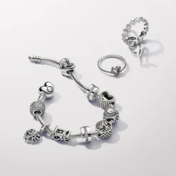 Pandora Moments Sparkling Levelled Hearts hela, hopea, 799218C01