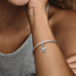 Pandora Moments 16th Celebration hela, hopea, 797261CZ