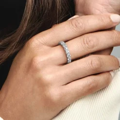 Pandora Timeless Sparkling Row Eternity sormus, hopea, 190050C01