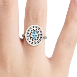 Silván Armi Carmosier timanttisormus 0,32ct safiirilla, valkokultaa, Silván vihkisormukset