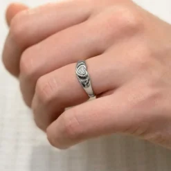 Silván Henrietta timanttisormus 0,01ct, valkokultaa, Silván vihkisormukset