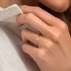 Silván Solitaire timanttisormus 0,10ct, keltakultaa, Silván vihkisormukset