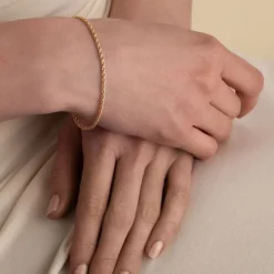 Vittoria cordell ranneketju, keltakultaa